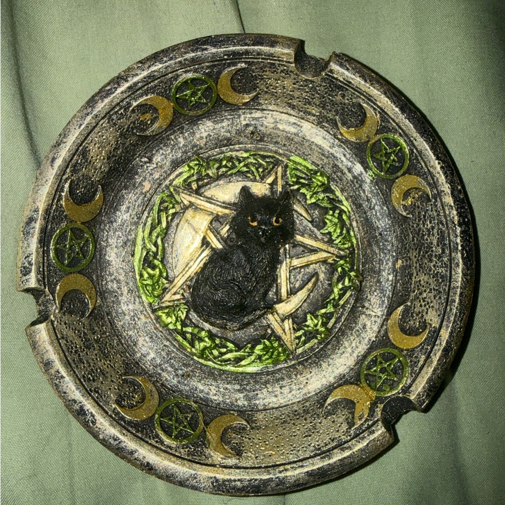 Black Cat Pentagram Ashtray